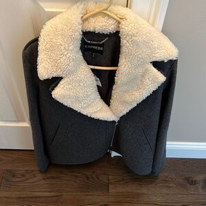 Express jacket brand new size medium!